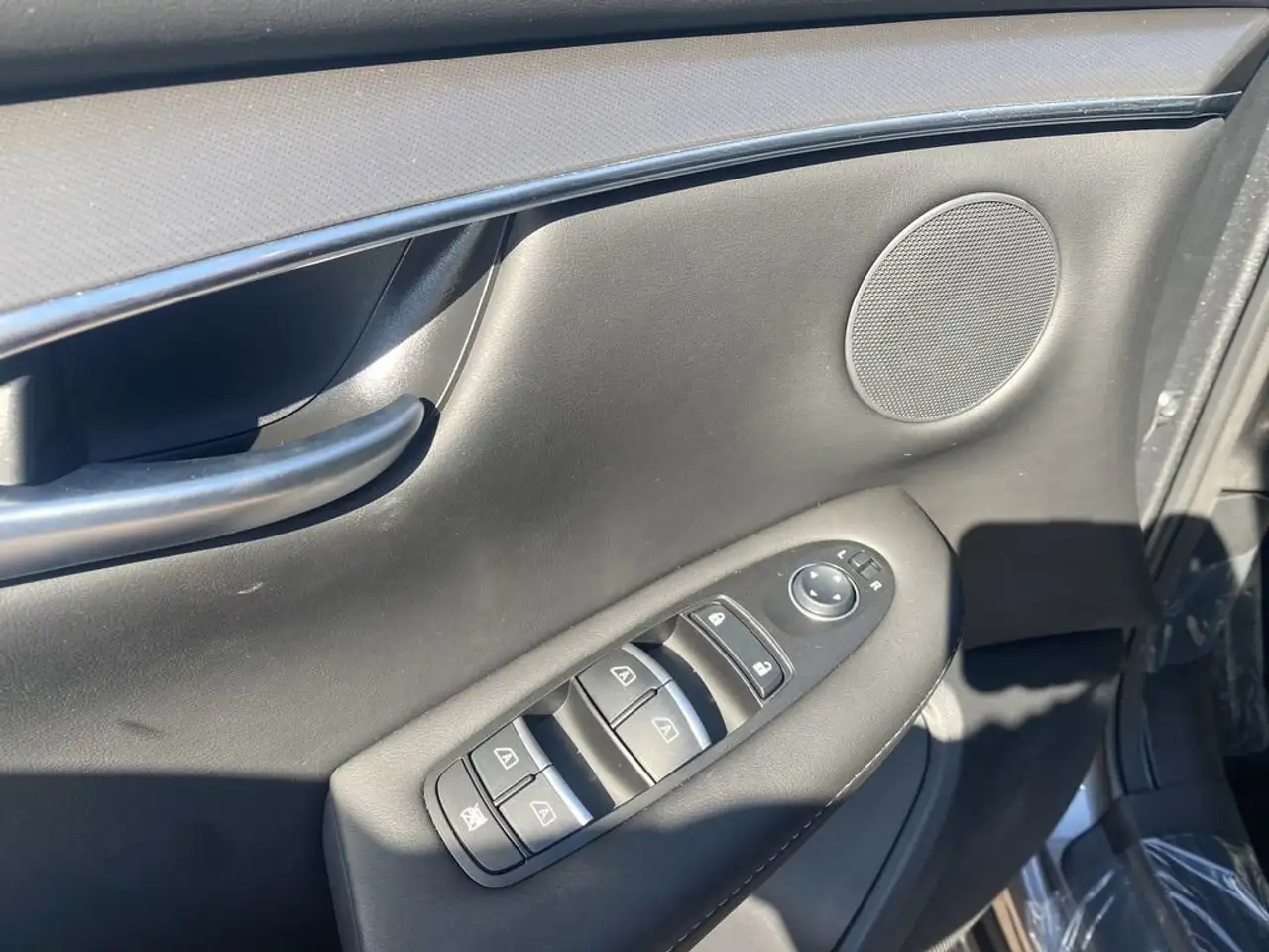 Infiniti QX50 снимка Infiniti QX50