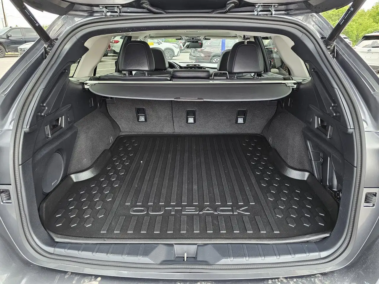 Subaru OUTBACK снимка Subaru OUTBACK