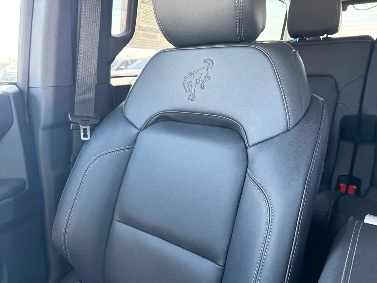 Ford Bronco снимка Ford Bronco
