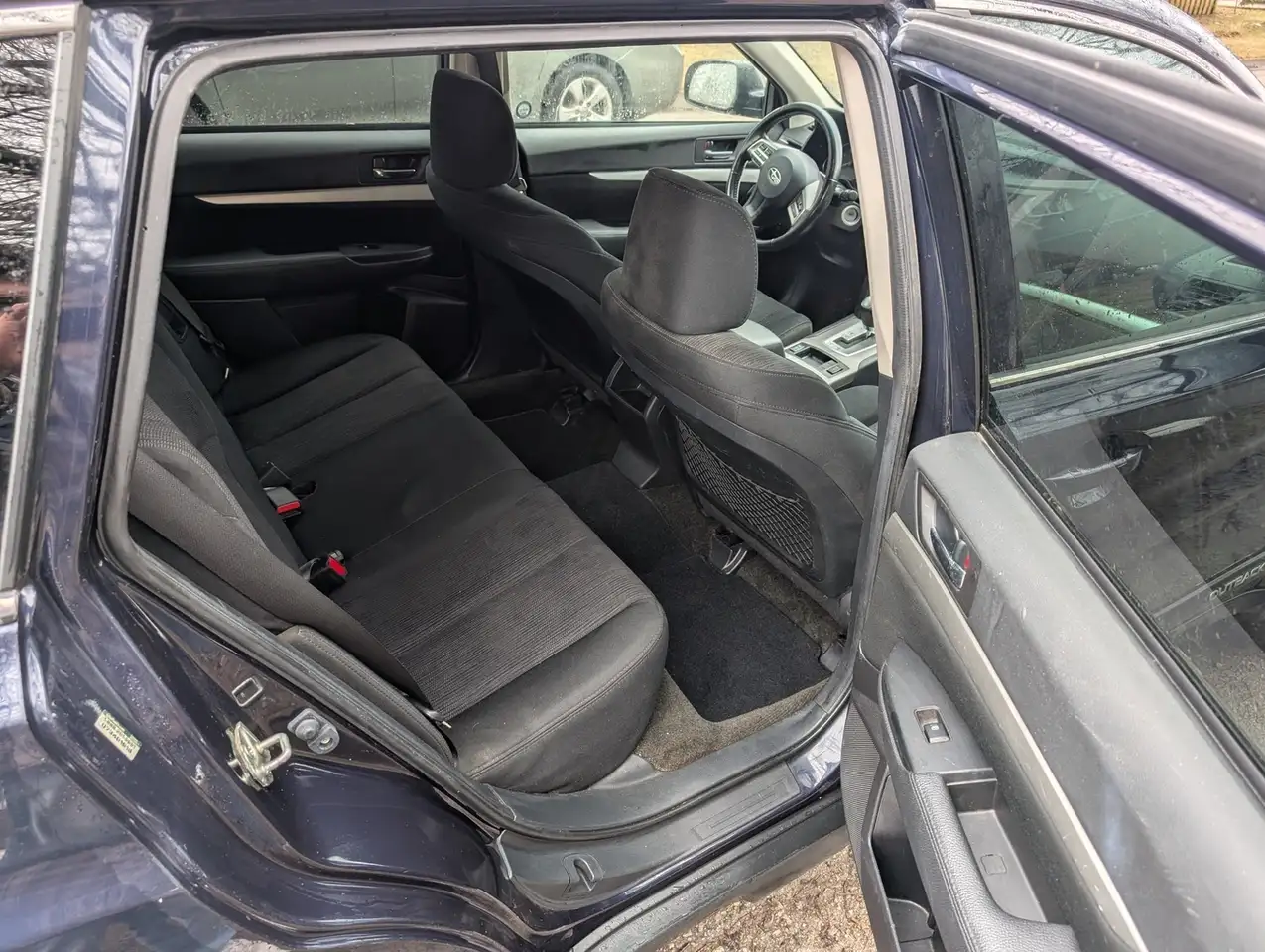 Subaru OUTBACK fotografie Subaru OUTBACK