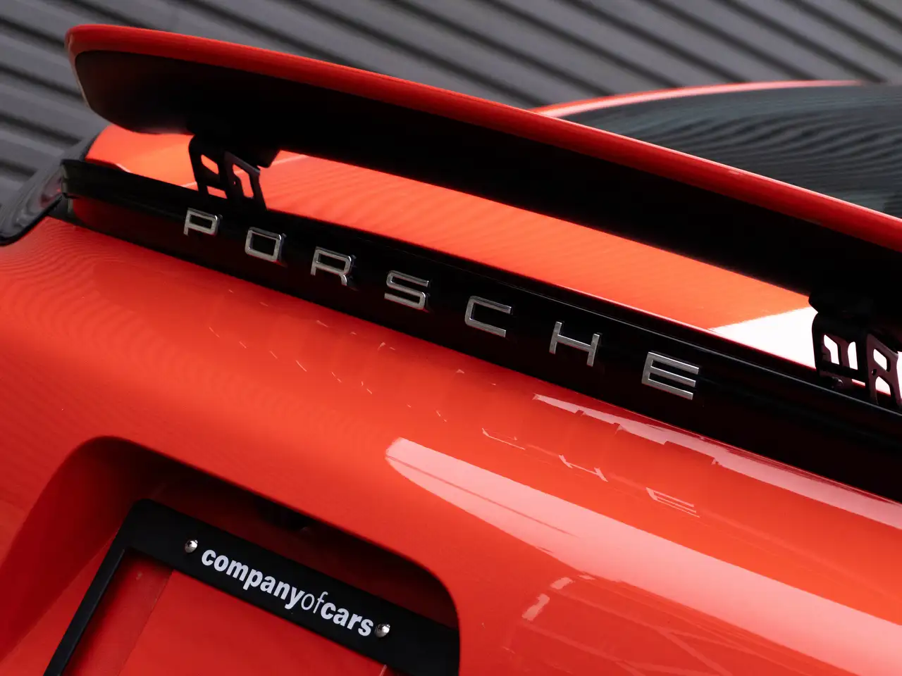 Porsche 718 Cayman снимка Porsche 718 Cayman