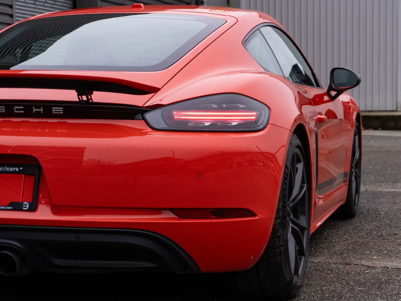 Porsche 718 Cayman снимка Porsche 718 Cayman
