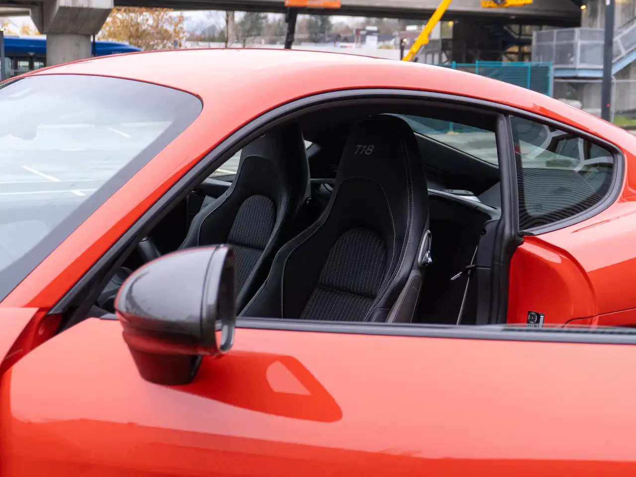 Porsche 718 Cayman снимка Porsche 718 Cayman