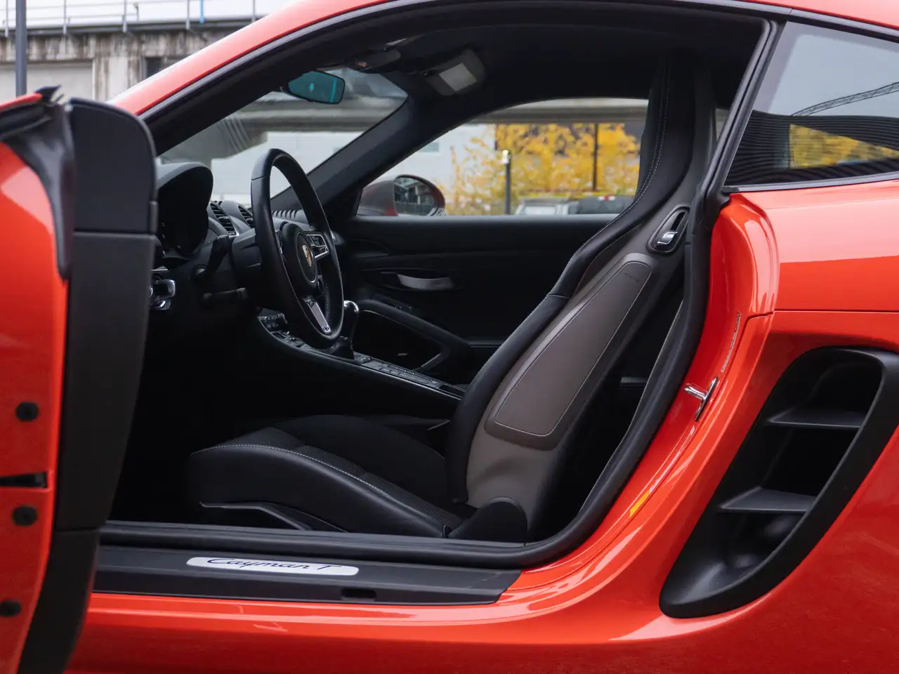 Porsche 718 Cayman снимка Porsche 718 Cayman