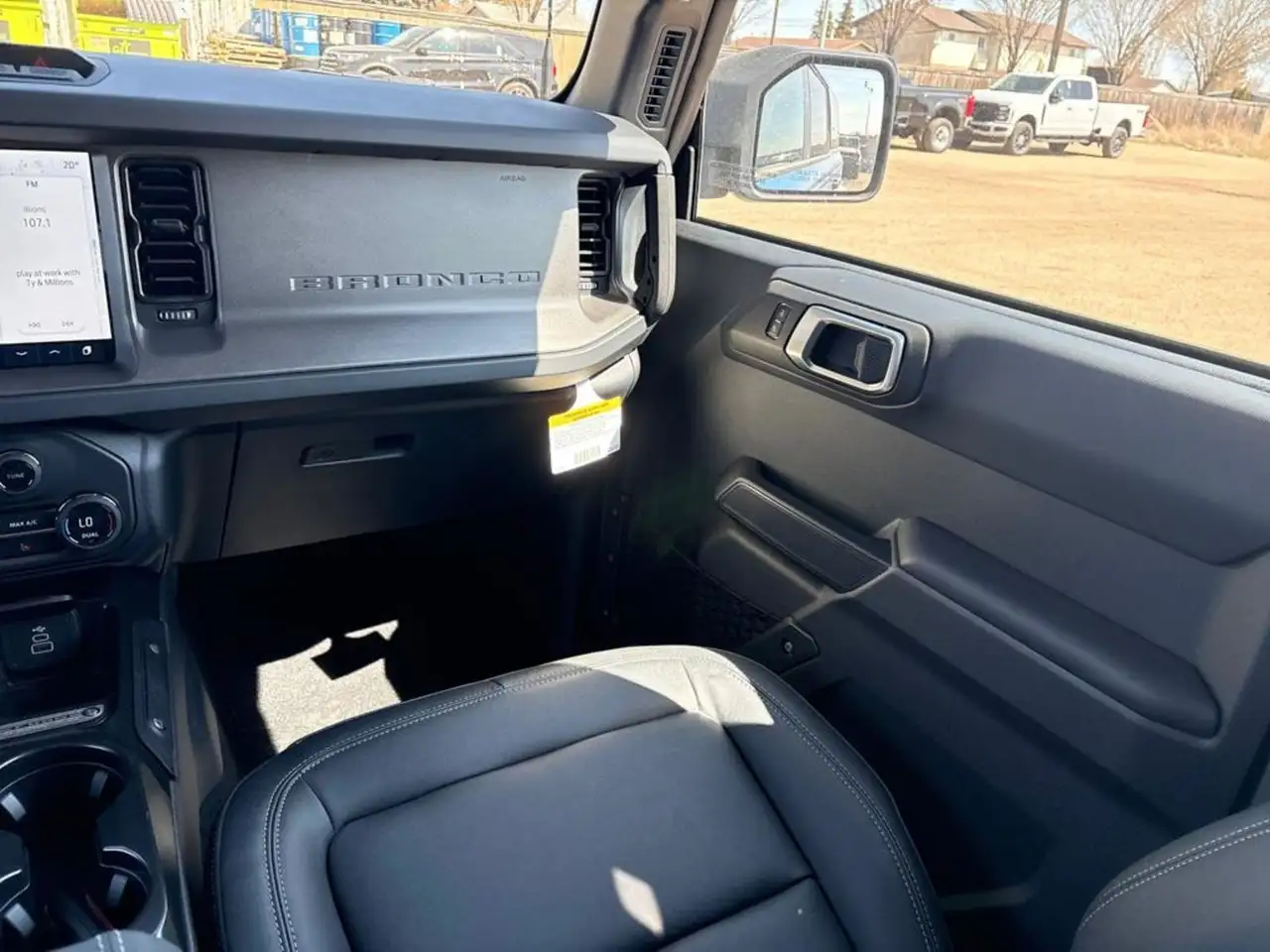 Ford Bronco снимка Ford Bronco