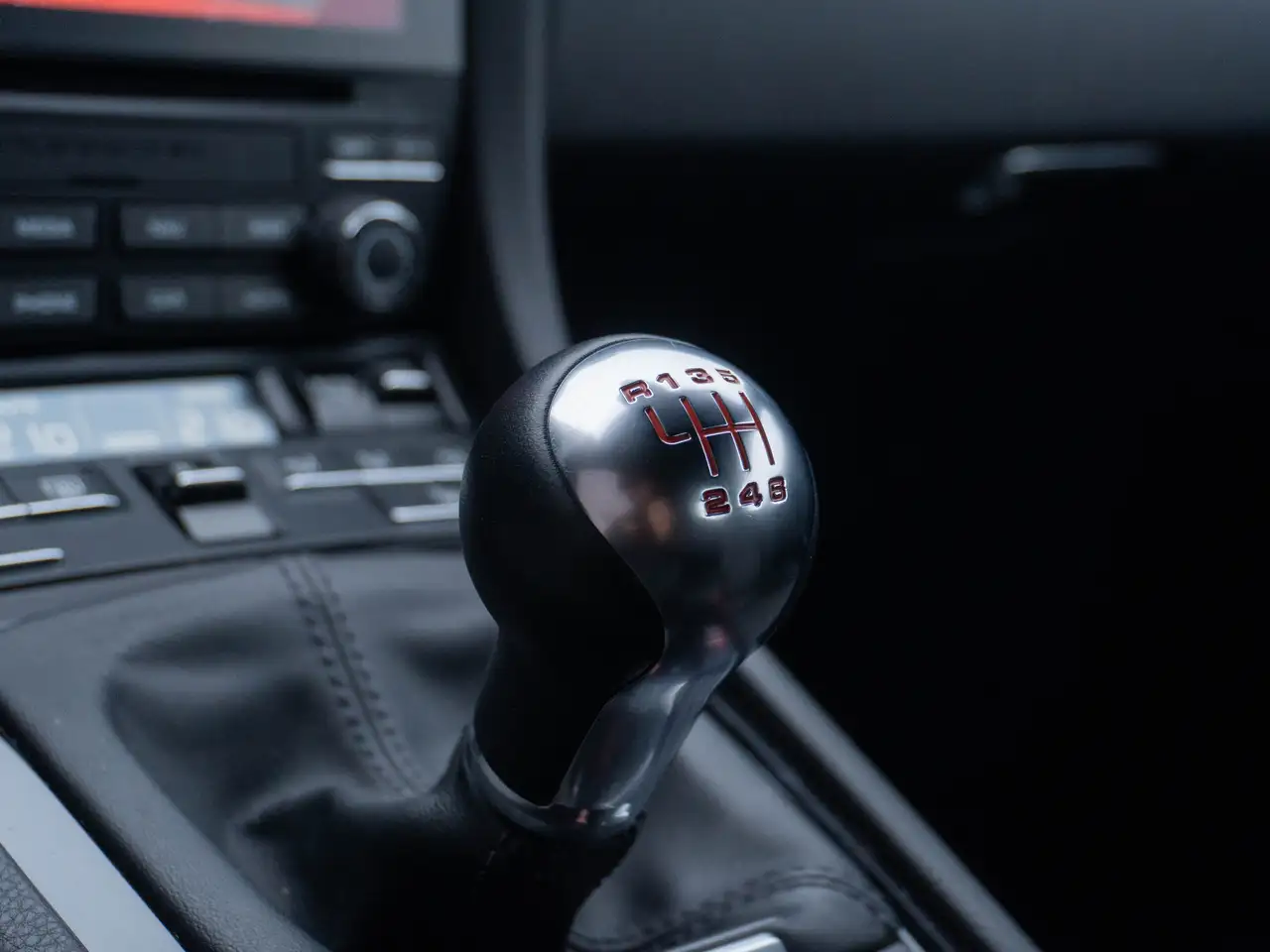 Porsche 718 Cayman снимка Porsche 718 Cayman