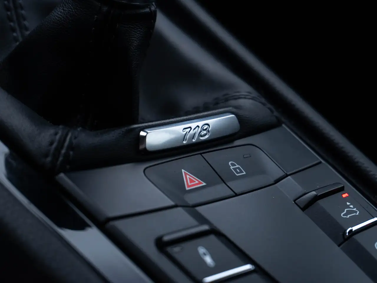 Porsche 718 Cayman снимка Porsche 718 Cayman