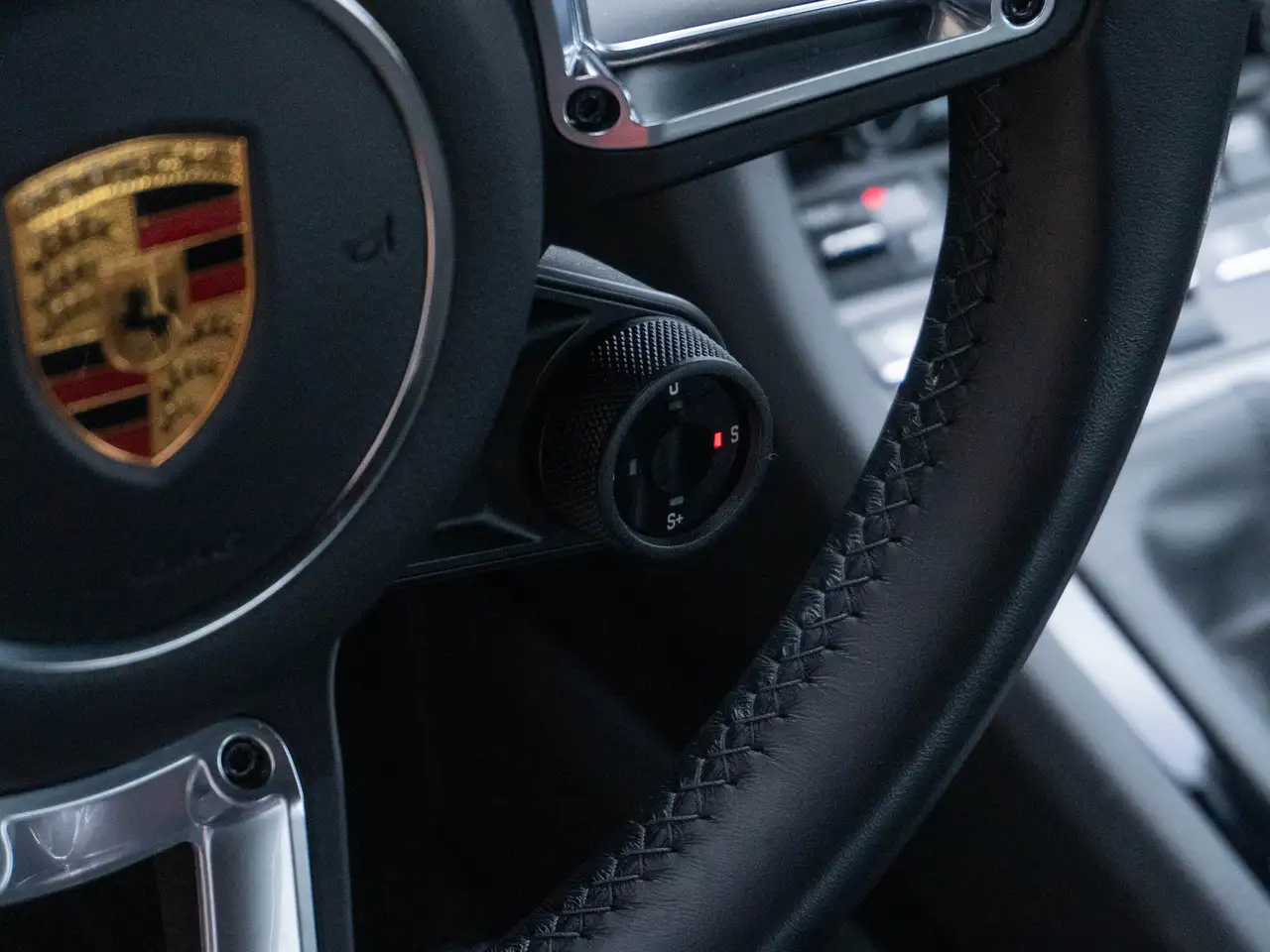 Porsche 718 Cayman снимка Porsche 718 Cayman