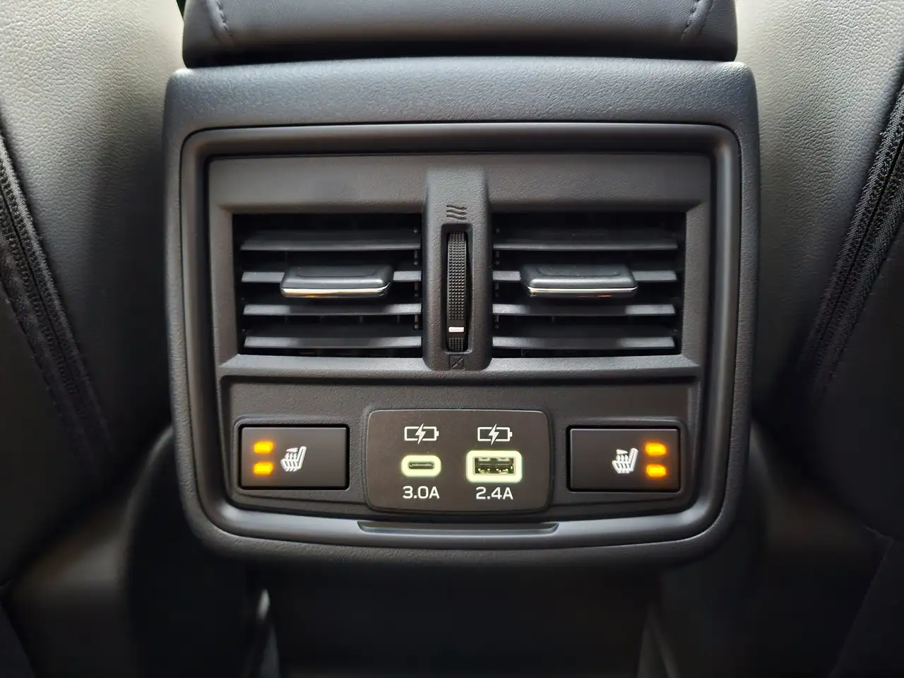 Subaru OUTBACK fotografie Subaru OUTBACK