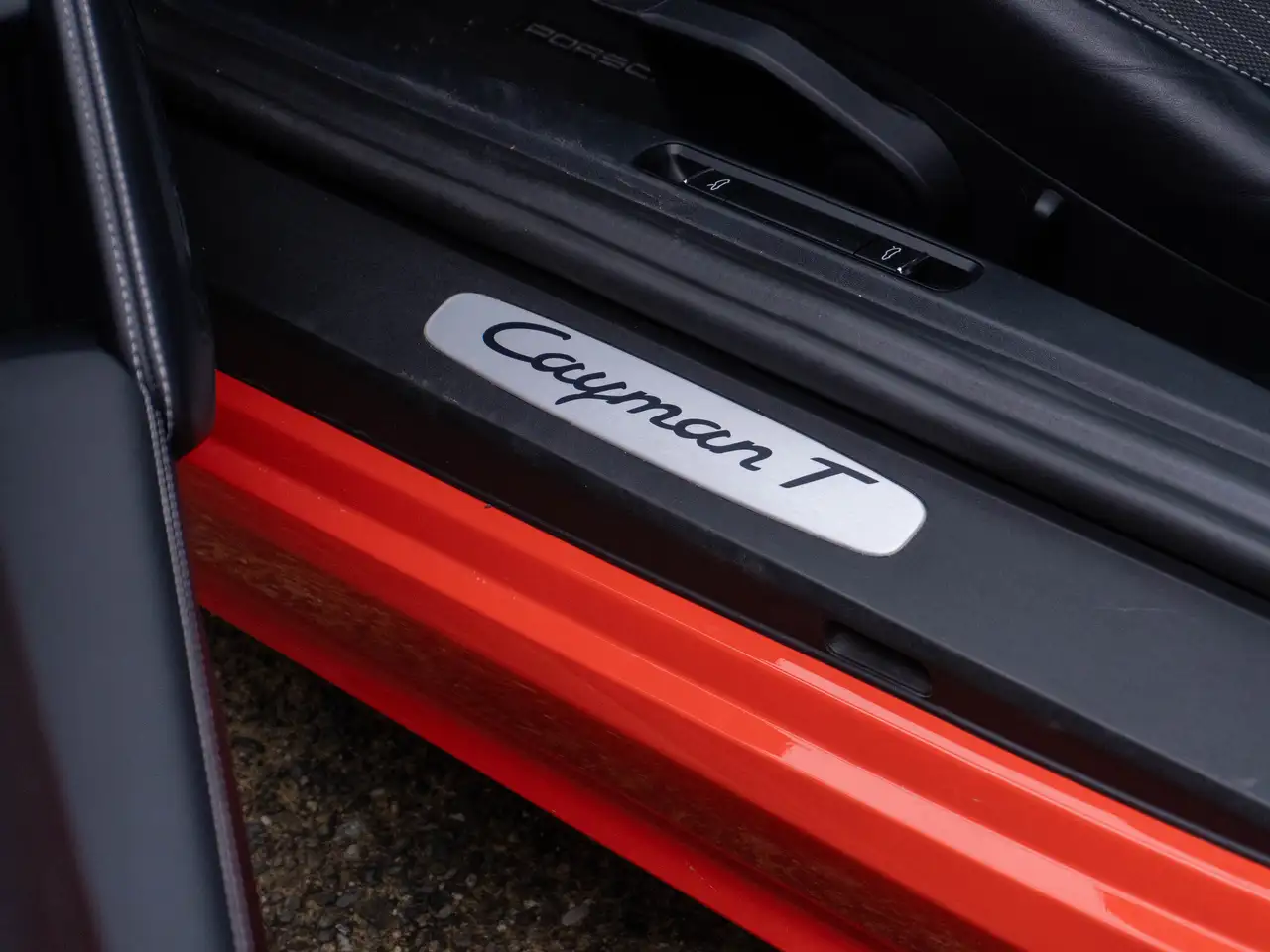 Porsche 718 Cayman снимка Porsche 718 Cayman