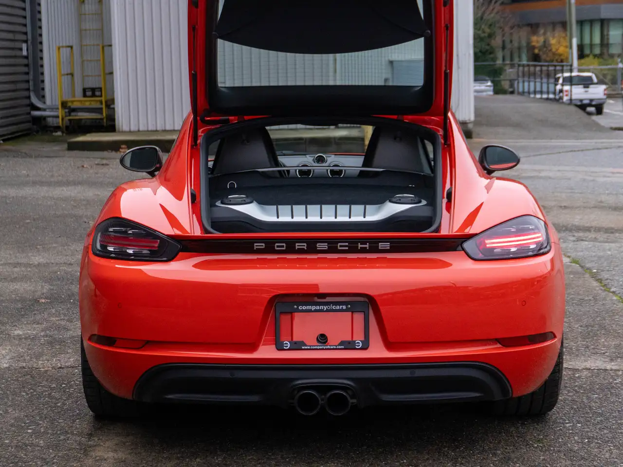 Porsche 718 Cayman снимка Porsche 718 Cayman