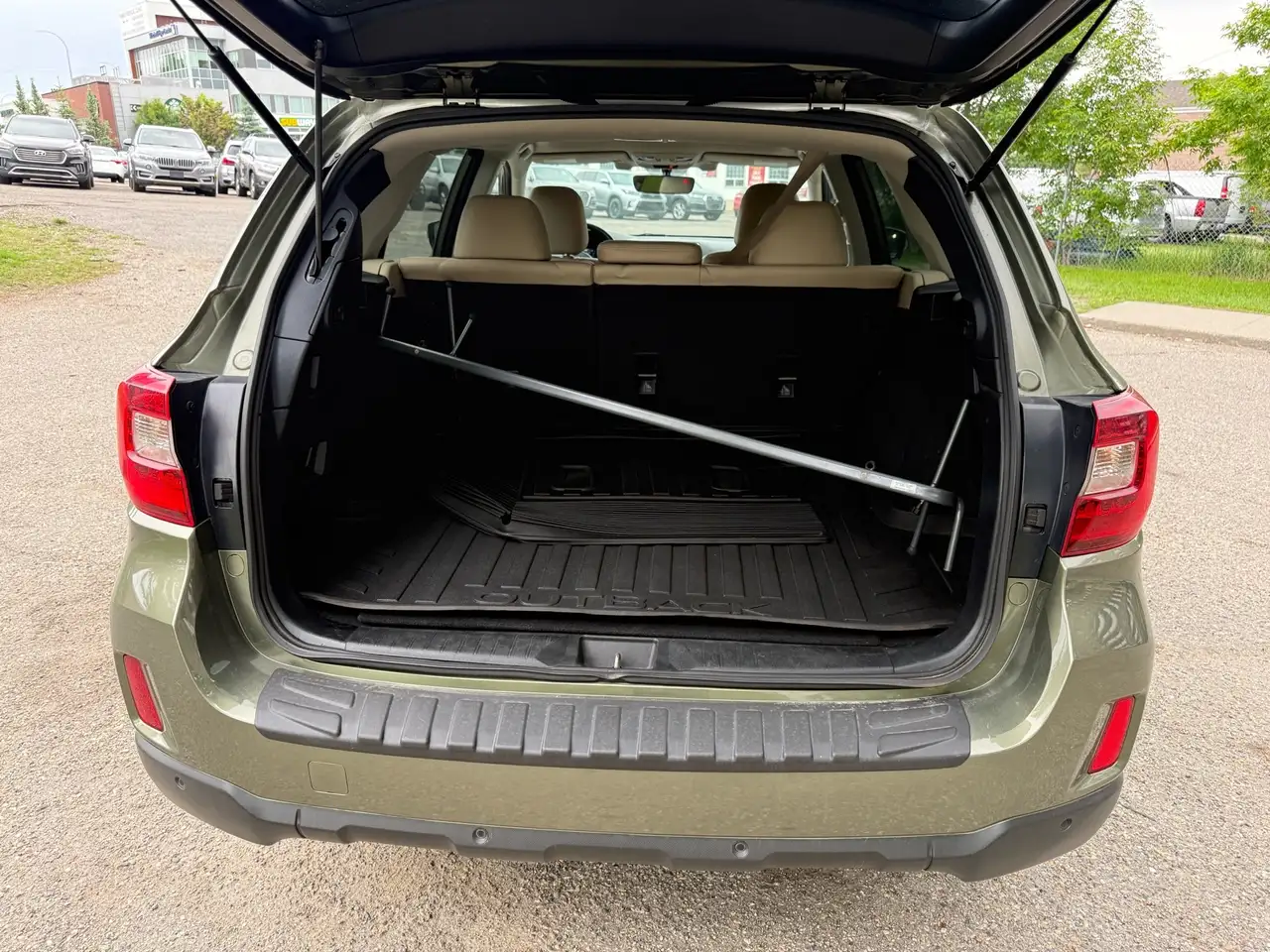 Subaru OUTBACK photo Subaru OUTBACK