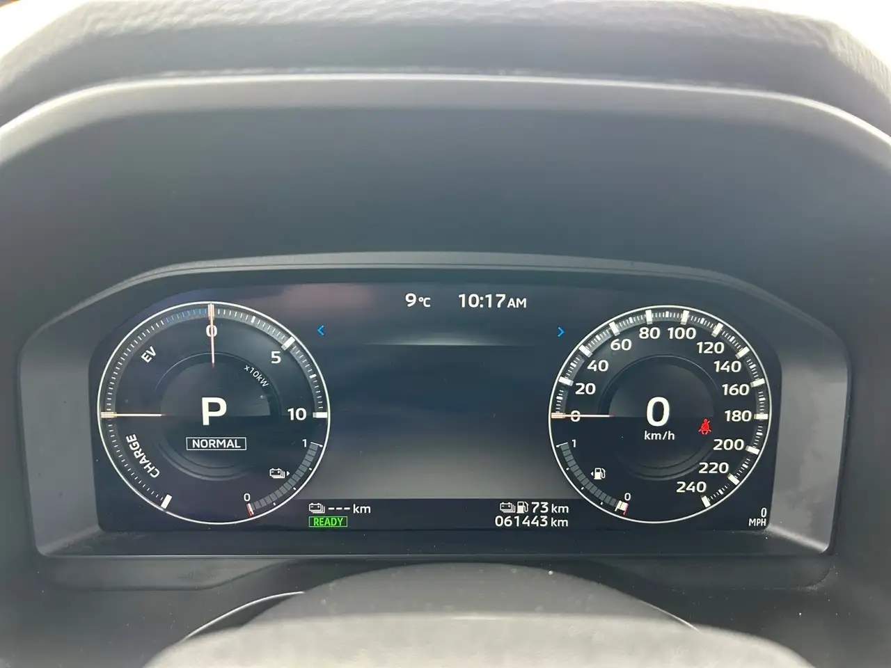 Mitsubishi Outlander снимка Mitsubishi Outlander