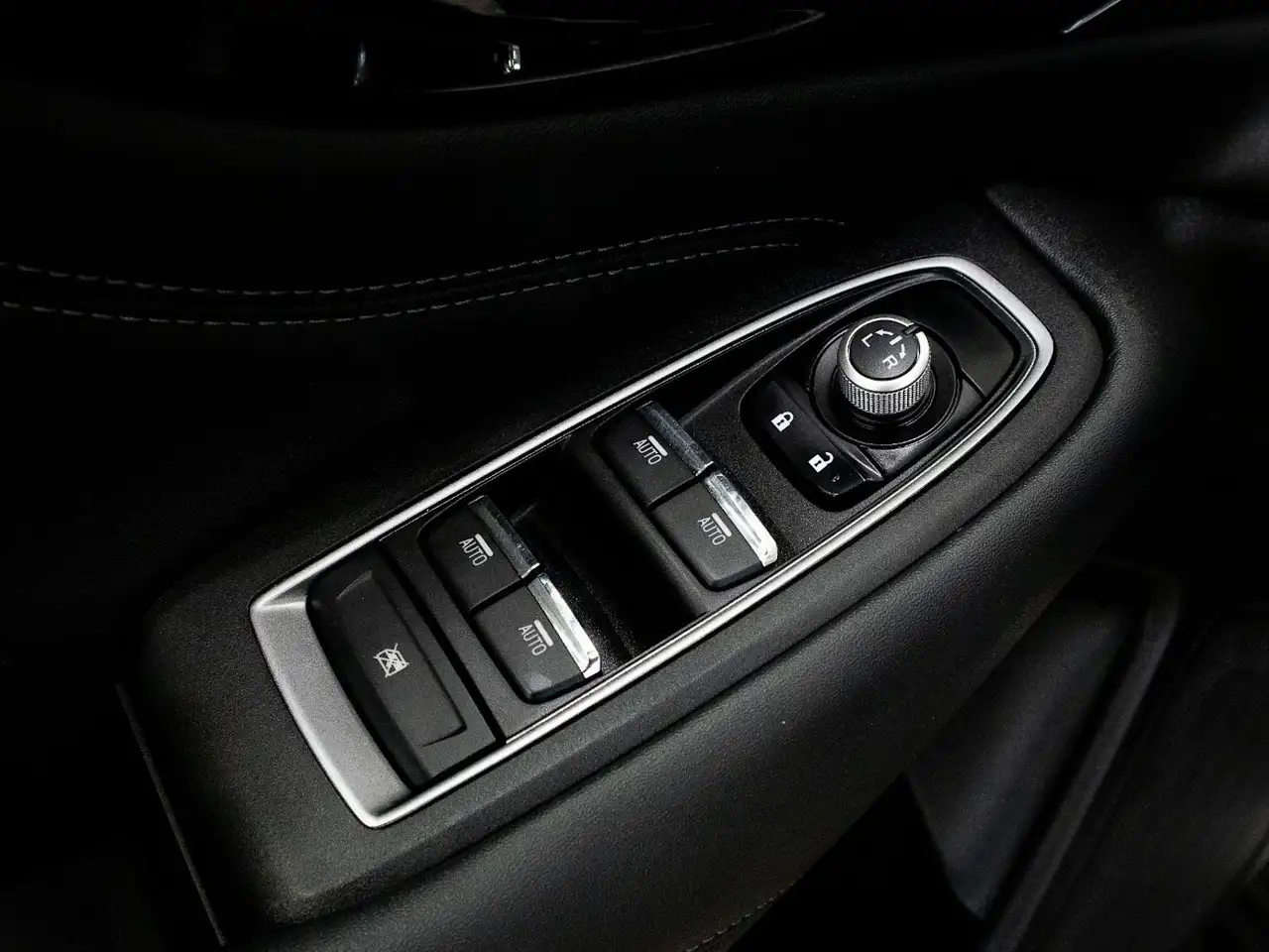 Subaru OUTBACK fotografie Subaru OUTBACK