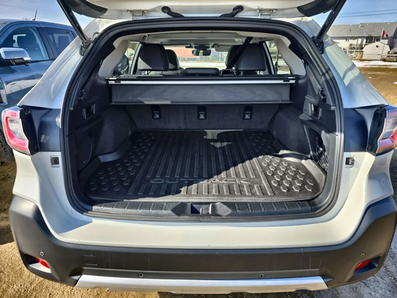 Subaru OUTBACK снимка Subaru OUTBACK