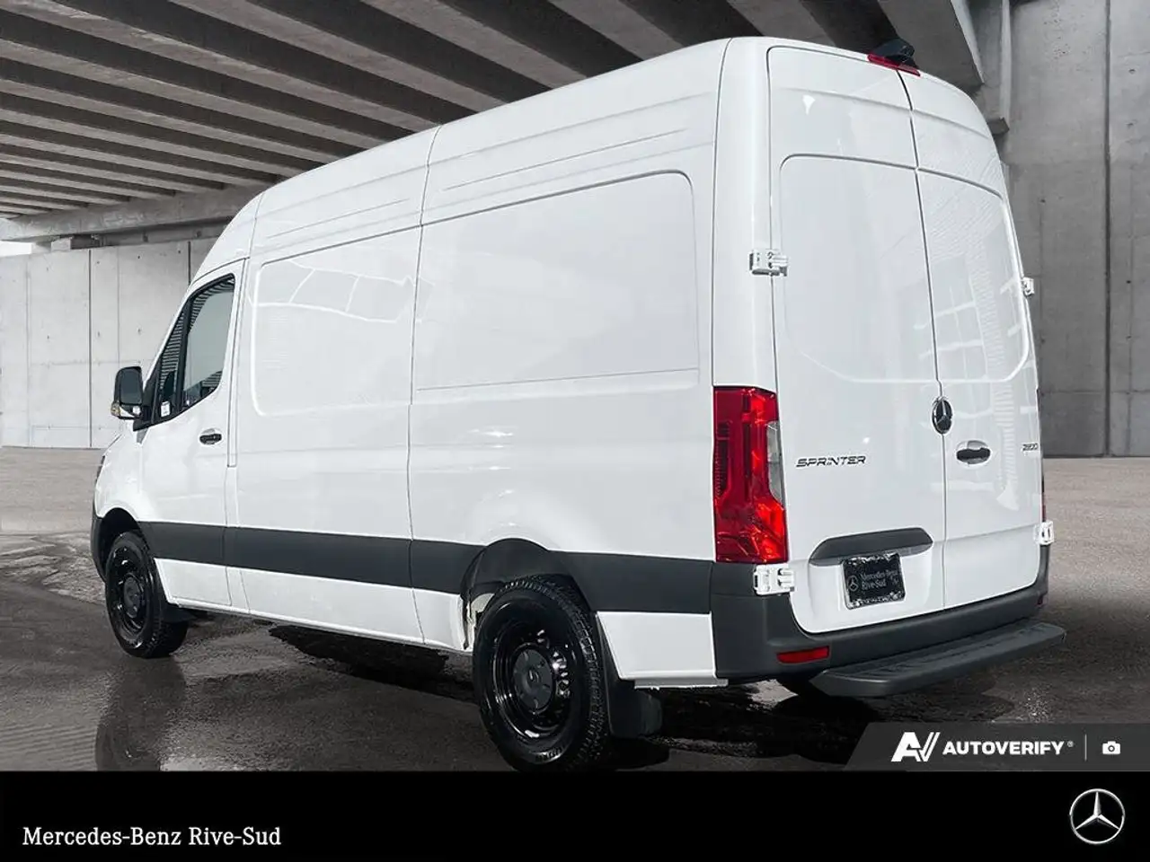 Mercedes-Benz Sprinter снимка Mercedes-Benz Sprinter