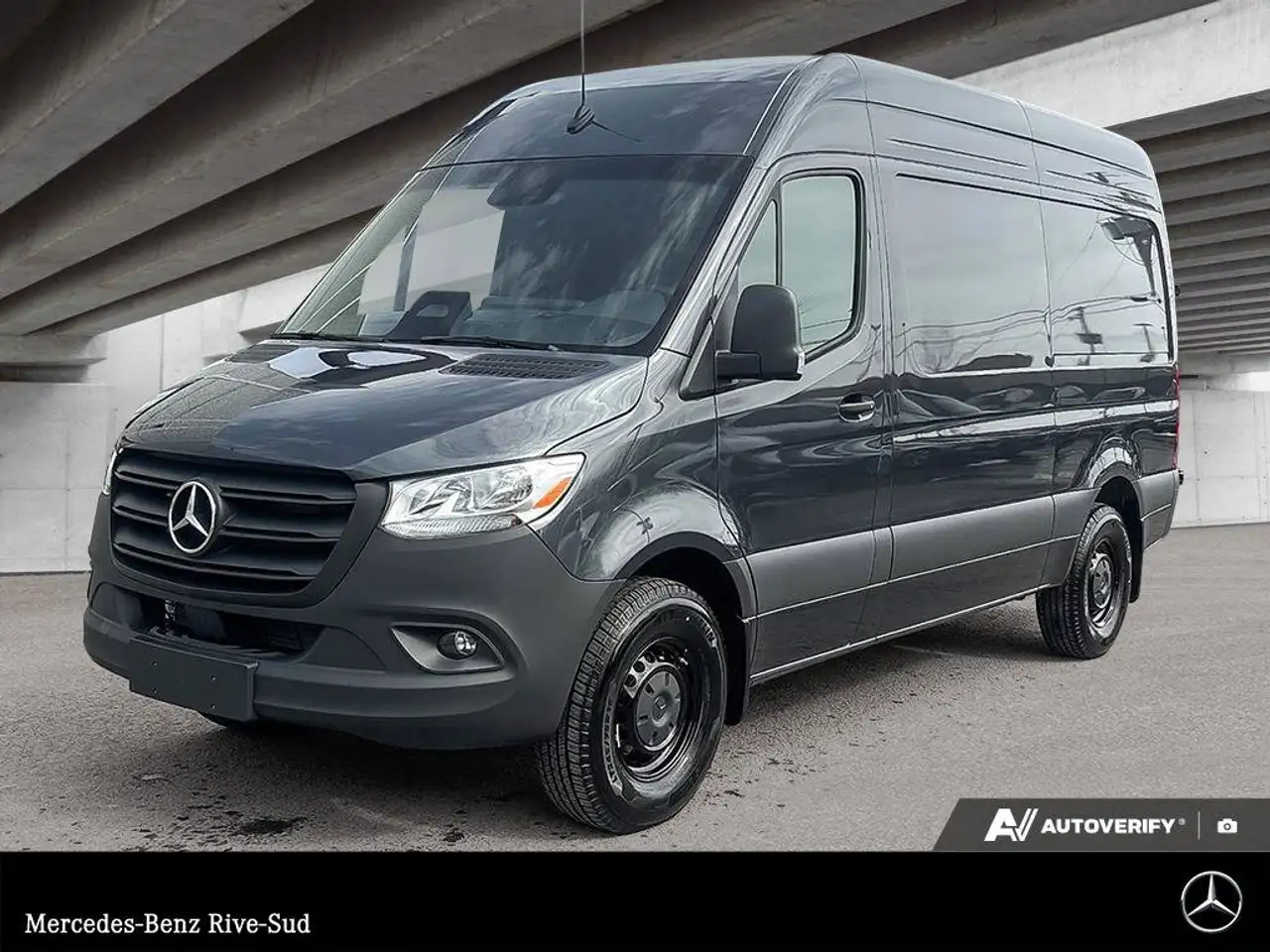 Mercedes-Benz Sprinter снимка Mercedes-Benz Sprinter