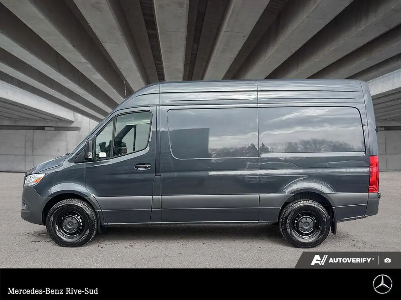 Mercedes-Benz Sprinter снимка Mercedes-Benz Sprinter