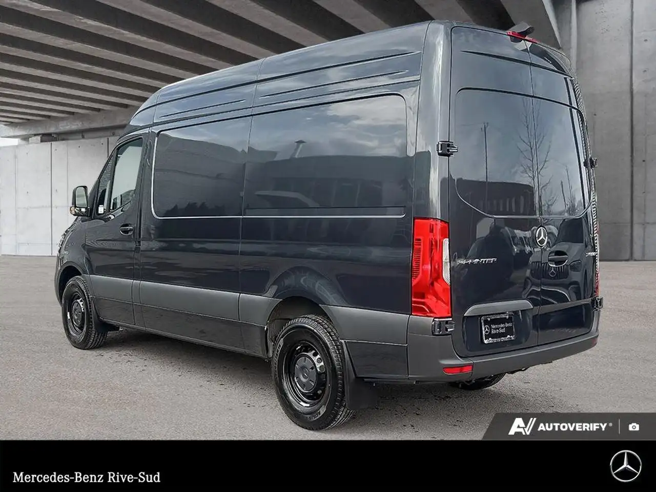 Mercedes-Benz Sprinter снимка Mercedes-Benz Sprinter