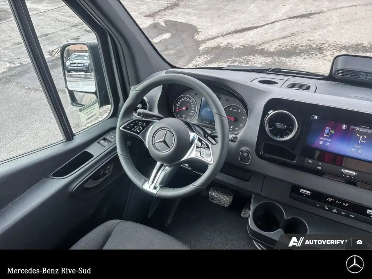 Mercedes-Benz Sprinter снимка Mercedes-Benz Sprinter