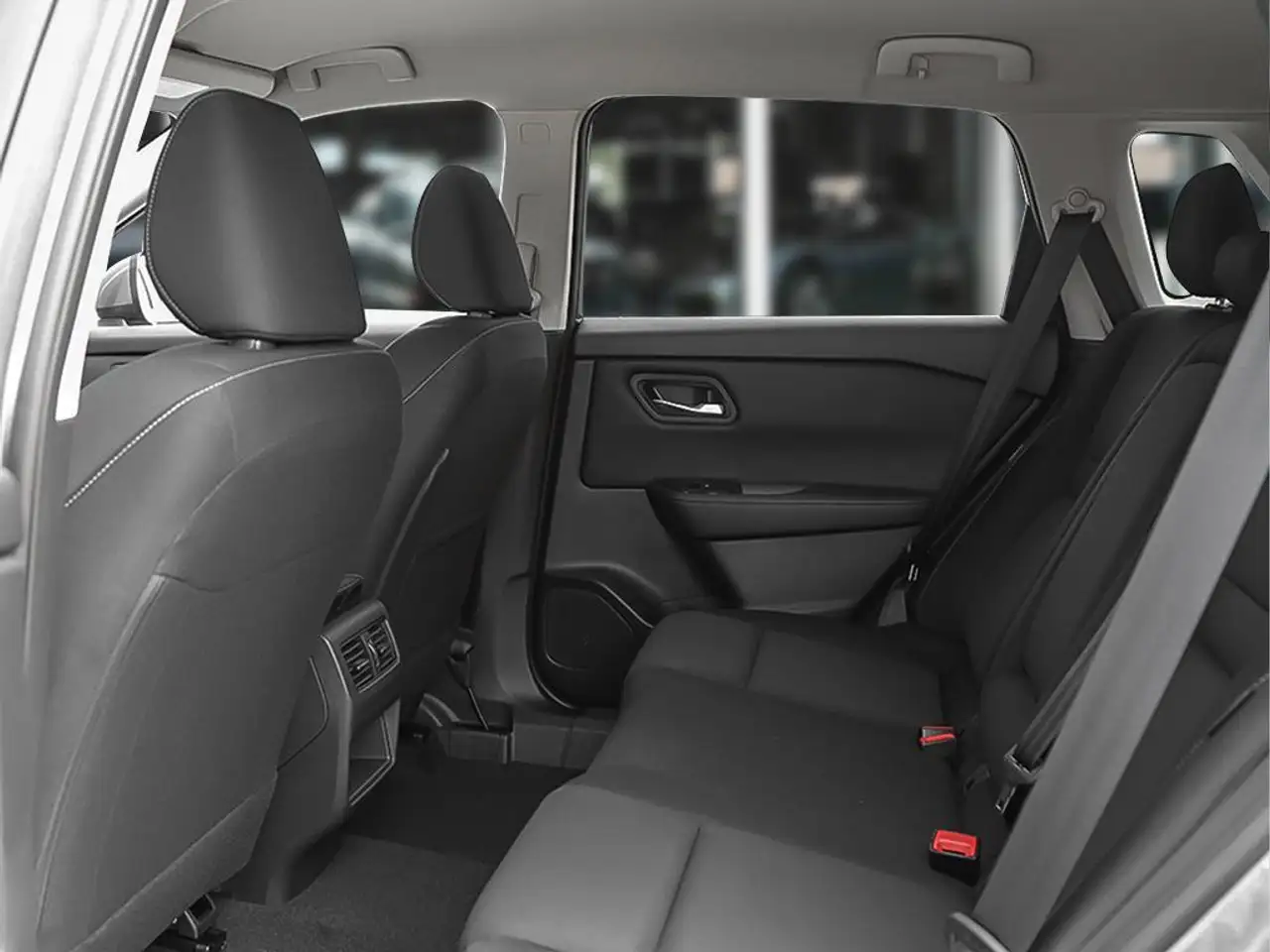 Nissan Rogue fotografie Nissan Rogue