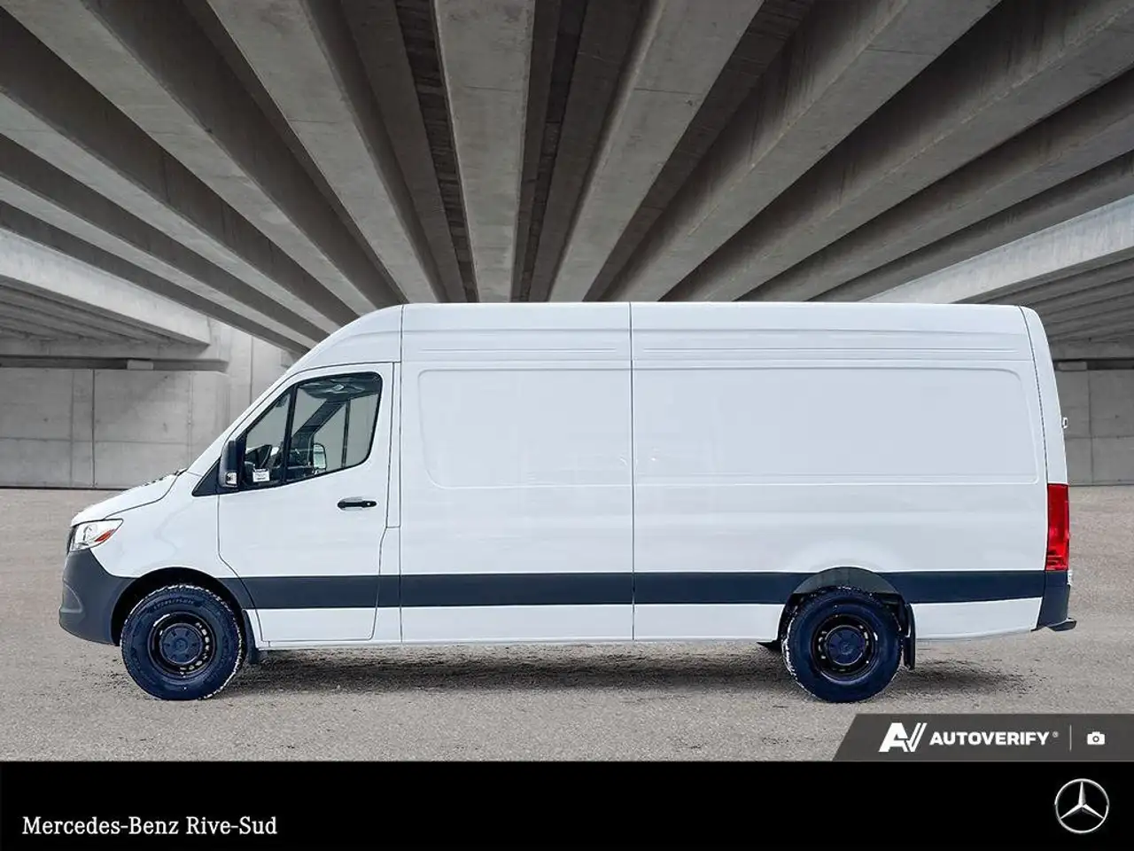 Mercedes-Benz Sprinter снимка Mercedes-Benz Sprinter