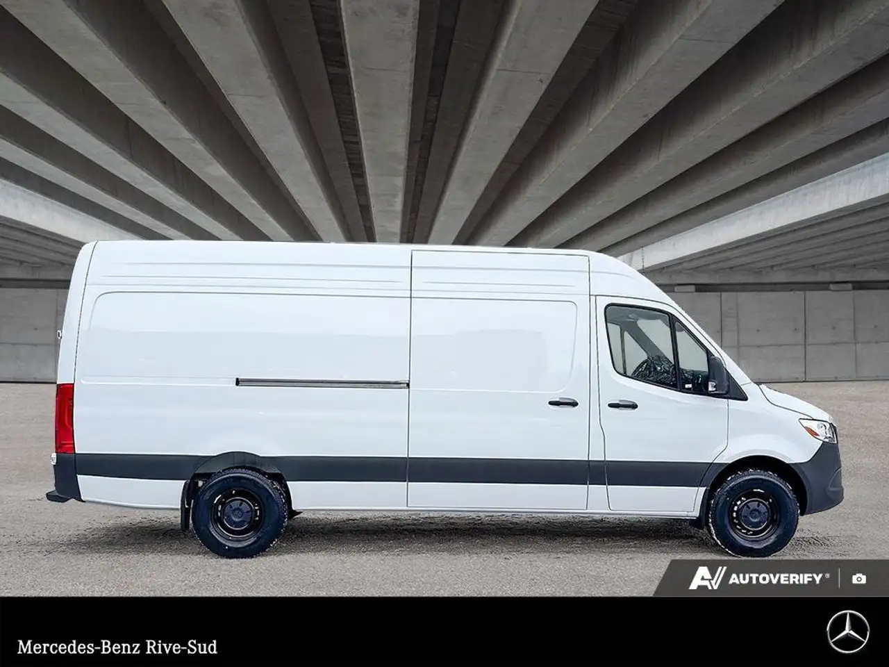 Mercedes-Benz Sprinter снимка Mercedes-Benz Sprinter