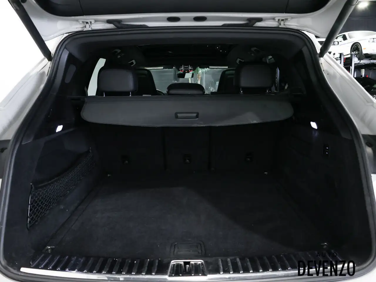 Porsche Cayenne снимка Porsche Cayenne