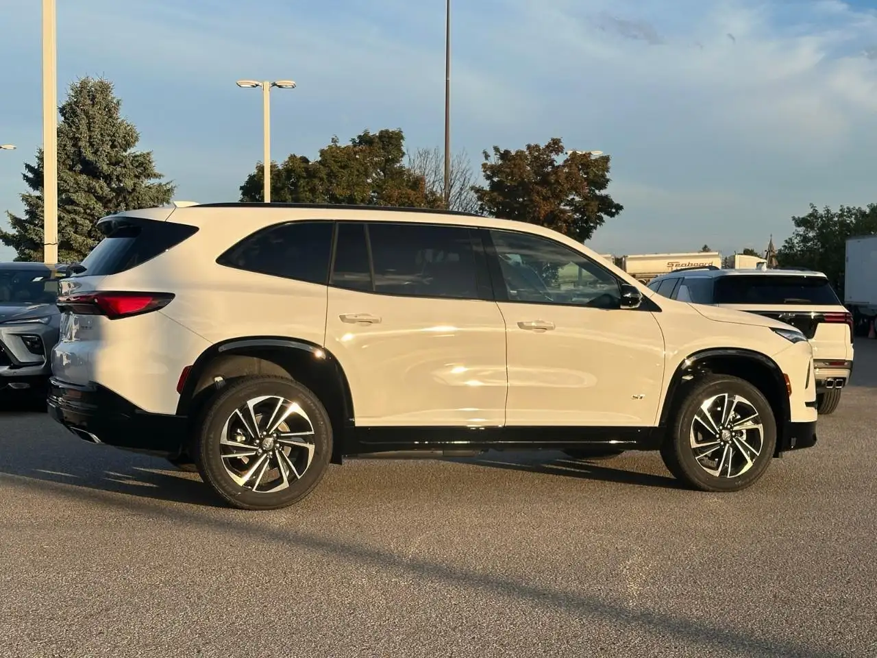 Buick Enclave снимка Buick Enclave