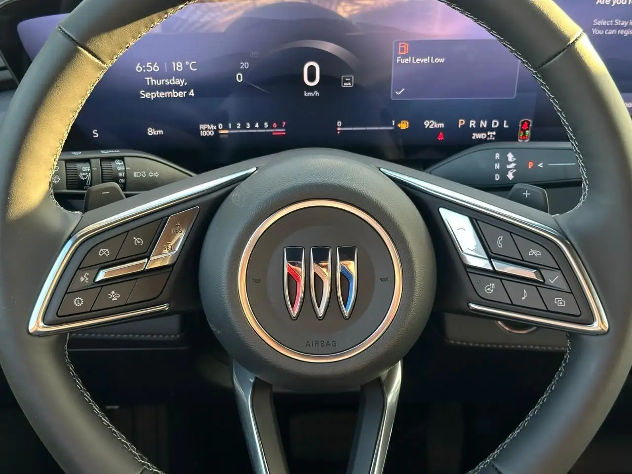 Buick Enclave снимка Buick Enclave