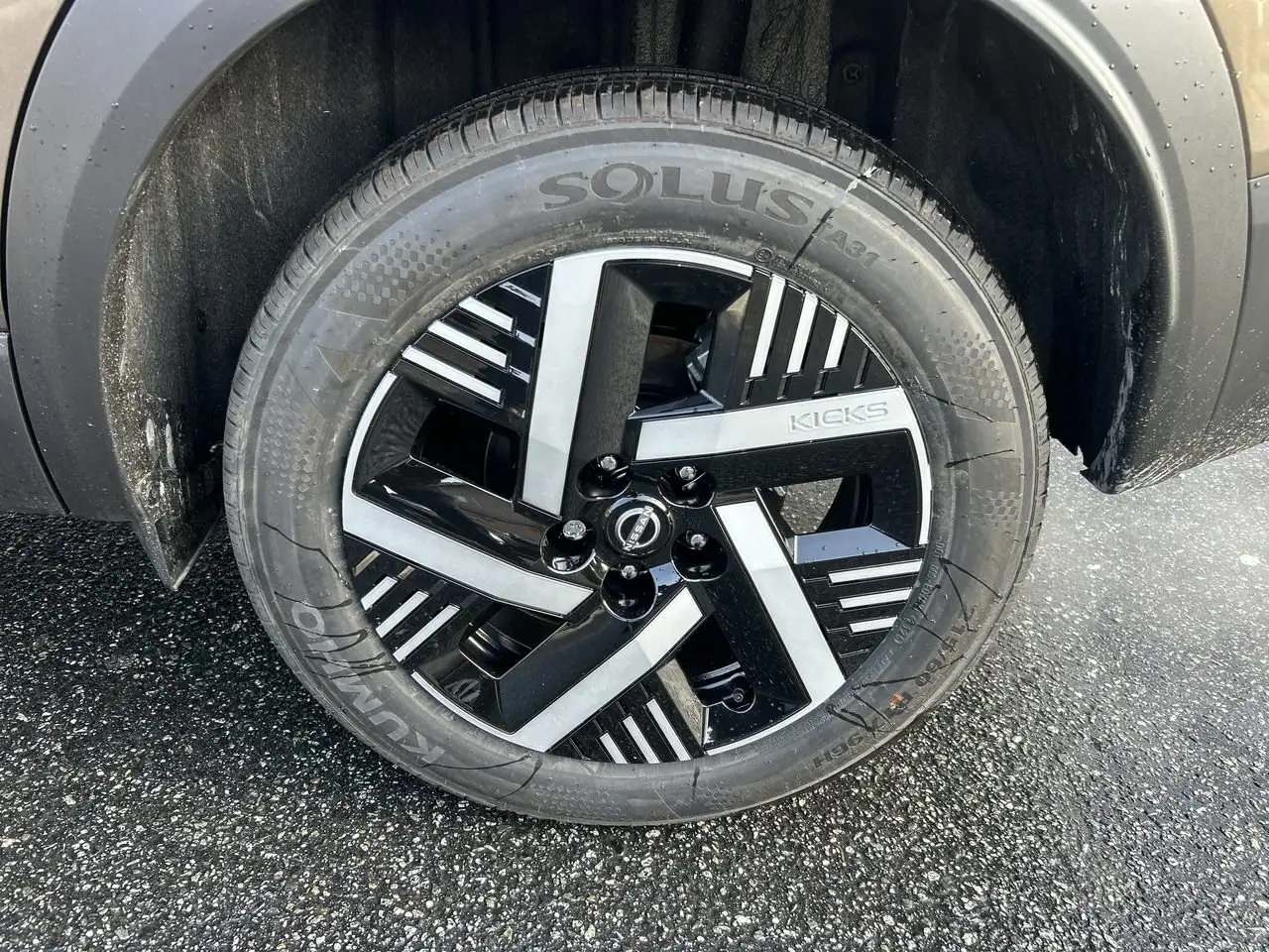 Nissan Kicks снимка Nissan Kicks