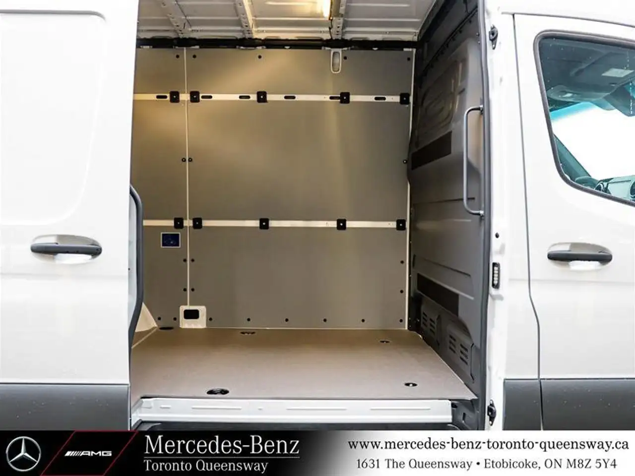 Mercedes-Benz Sprinter снимка Mercedes-Benz Sprinter