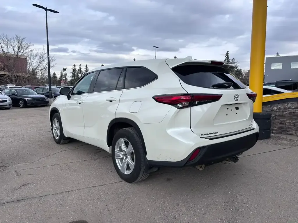 Toyota Highlander снимка Toyota Highlander