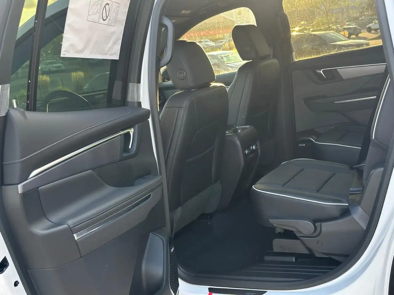 Buick Enclave снимка Buick Enclave