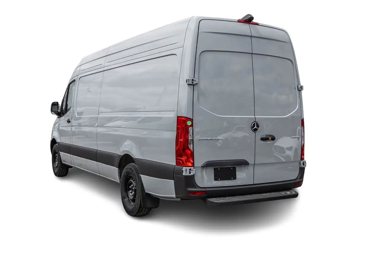 Mercedes-Benz Sprinter снимка Mercedes-Benz Sprinter
