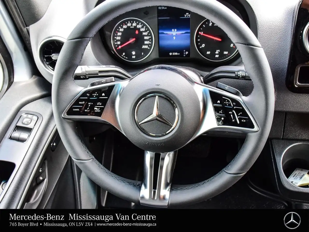 Mercedes-Benz Sprinter снимка Mercedes-Benz Sprinter