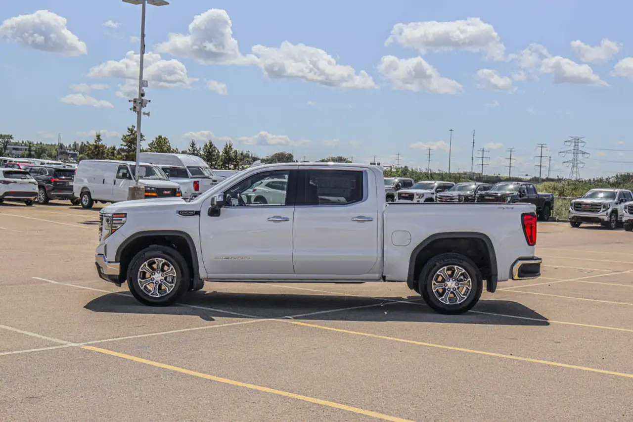 GMC Sierra 1500 photo GMC Sierra 1500