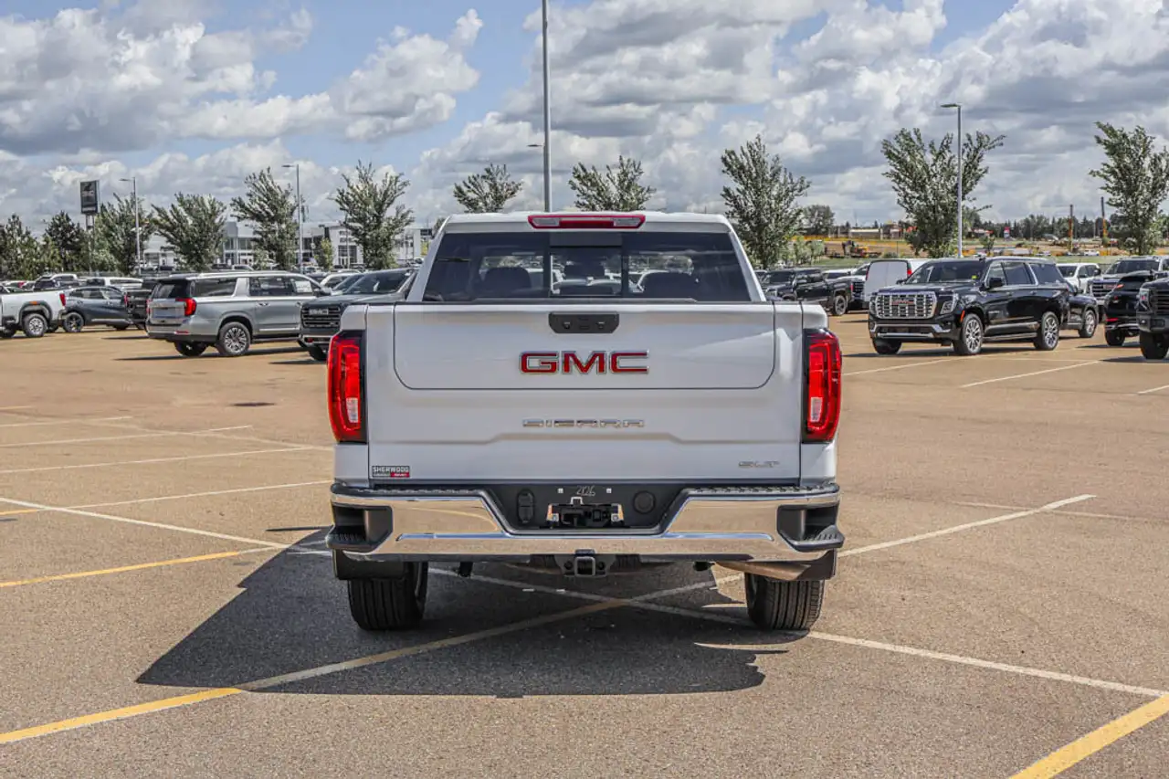 GMC Sierra 1500 photo GMC Sierra 1500