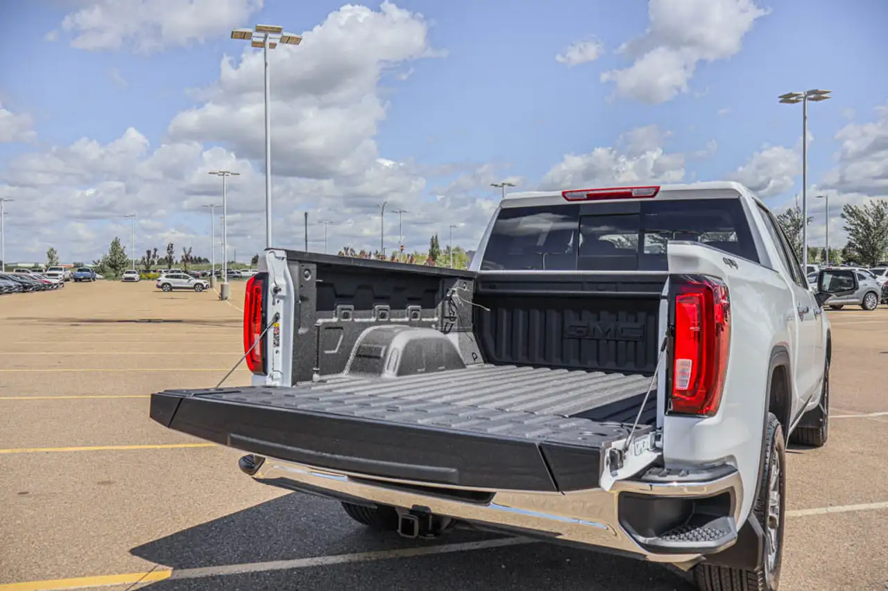 GMC Sierra 1500 photo GMC Sierra 1500