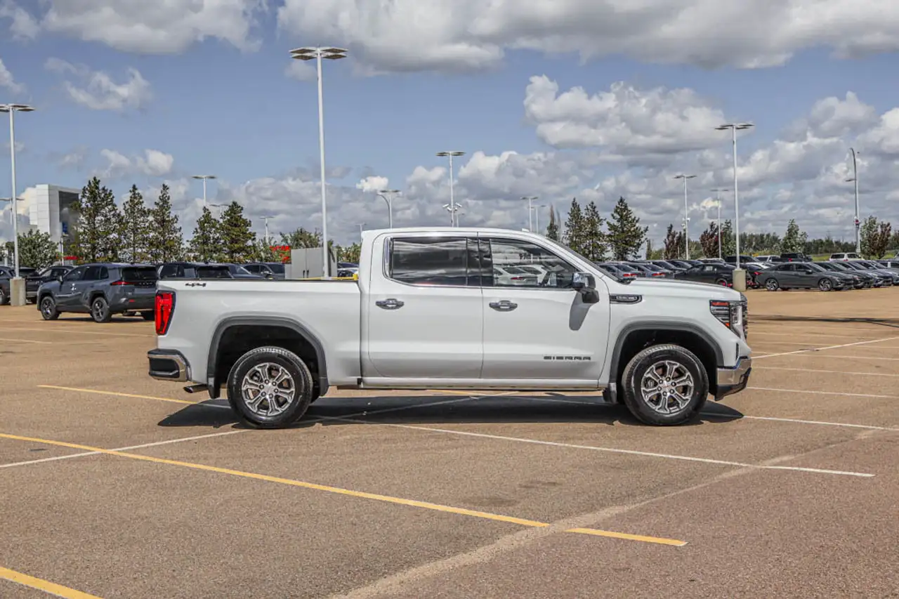 GMC Sierra 1500 photo GMC Sierra 1500
