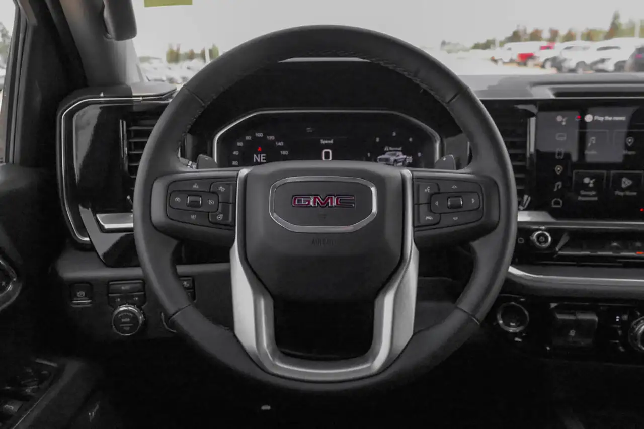 GMC Sierra 1500 photo GMC Sierra 1500