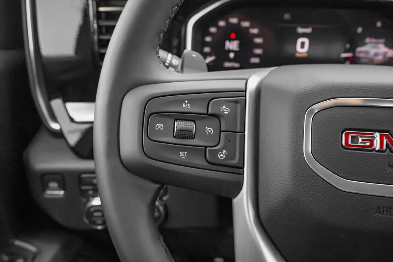 GMC Sierra 1500 photo GMC Sierra 1500