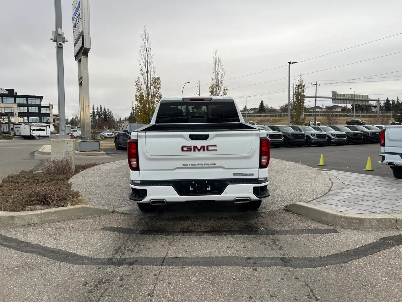 GMC Sierra 1500 снимка GMC Sierra 1500