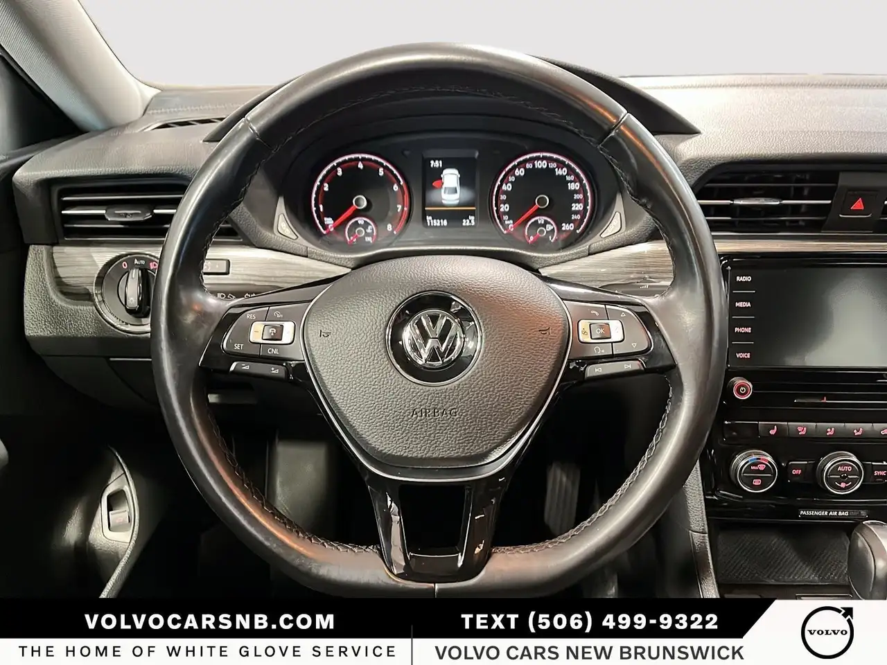 Volkswagen Passat photo Volkswagen Passat