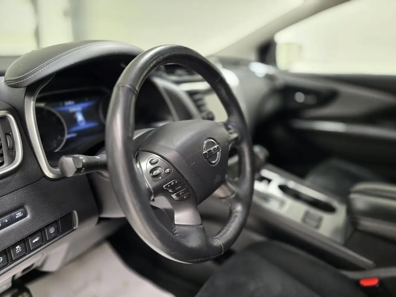Nissan Murano снимка Nissan Murano