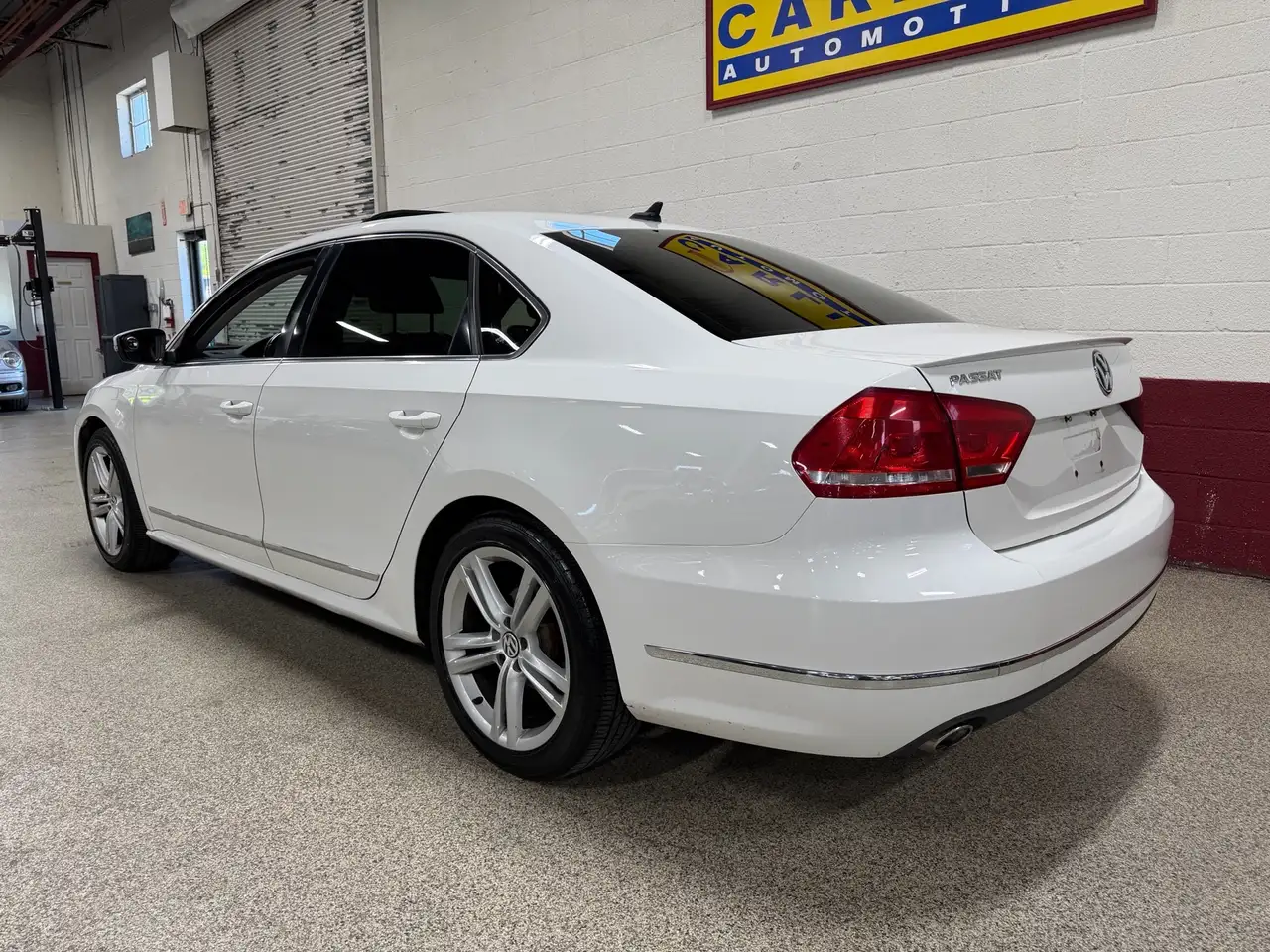 Volkswagen Passat photo Volkswagen Passat