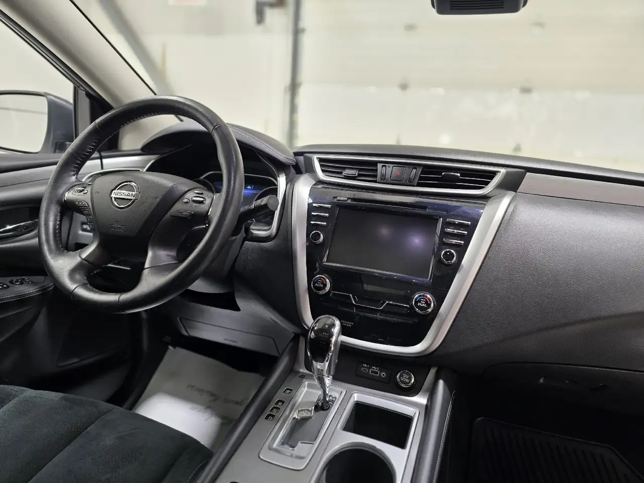 Nissan Murano снимка Nissan Murano