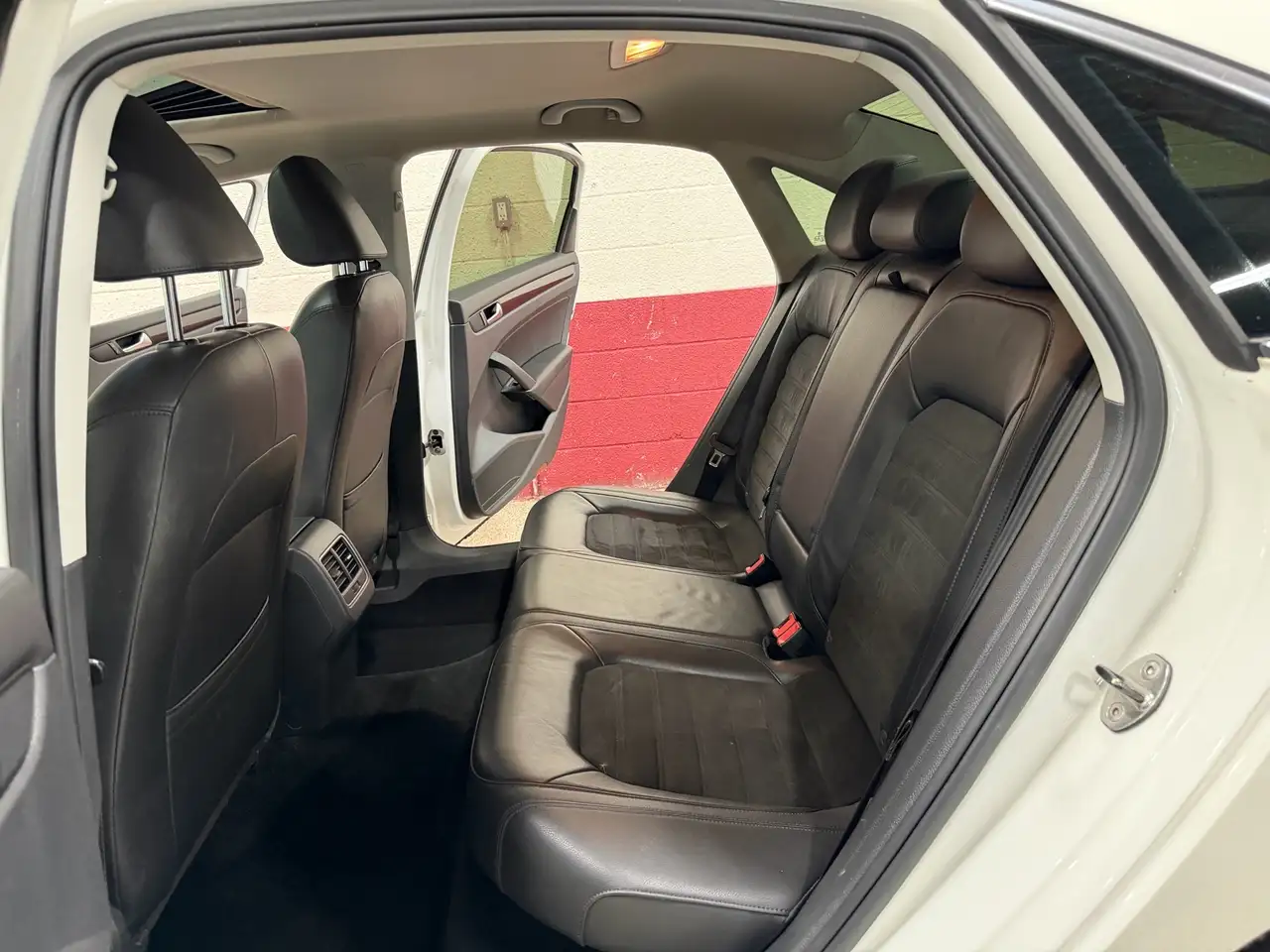 Volkswagen Passat photo Volkswagen Passat