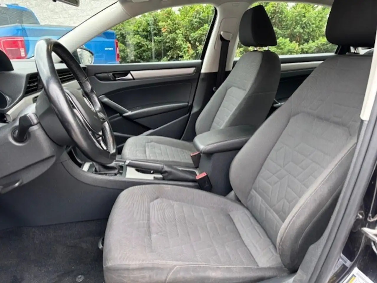 Volkswagen Passat снимка Volkswagen Passat