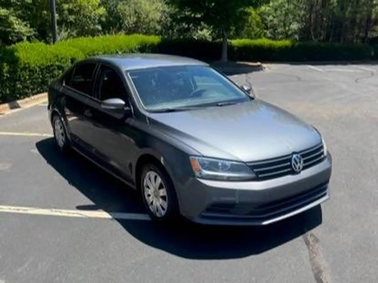Volkswagen Jetta photo Volkswagen Jetta